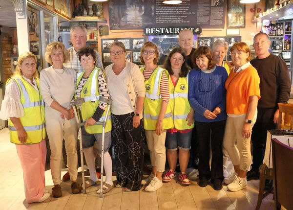 Pictured are Tramore Tidy Towns committee, Raglan Road staff and members of Emma's family, at the Raglan Road, Tramore for the coffee morning. Photo: Joe Evans