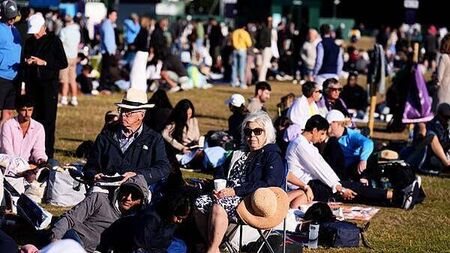 Wimbledon fans face travel delays as they race to see Cameron Norrie