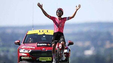 Ben Healy wins stage six of the Tour de France