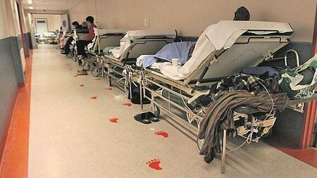 Hospital overcrowding: Over 360 patients waiting for a bed