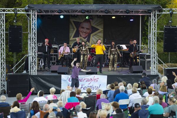 Pictured at the “Remembering Joe” tribute concert in Cooney’s Yard, Mahon Falls. Photo: Patrick Browne 