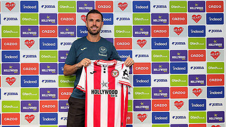 Jordan Henderson completes free-transfer switch to Brentford