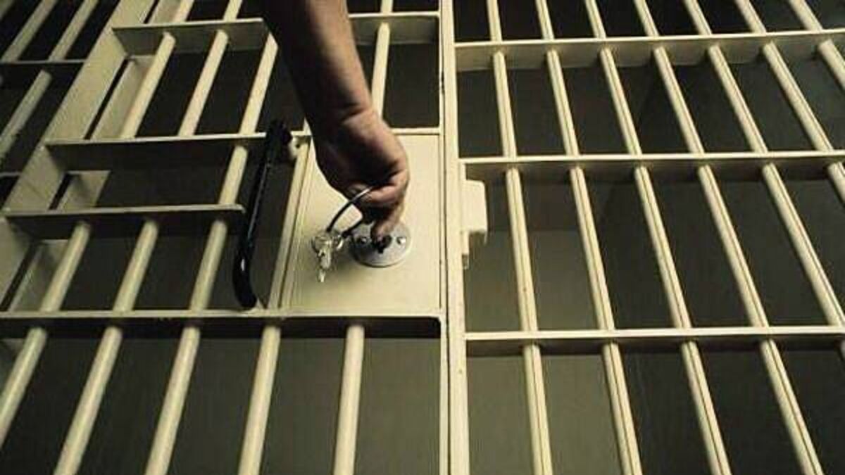 Nearly 130 prisoners failed to return to jail last year, figures show