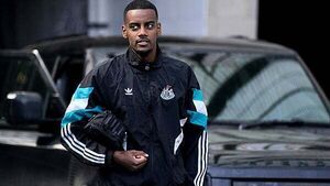 No one can afford to buy Alexander Isak, says ex-Newcastle player John Anderson No one can afford to buy Alexander Isak, says ex-Newcastle player John Anderson