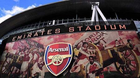 Arsenal sign defender Cristhian Mosquera from Valencia