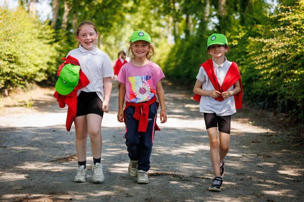 Pictured is Ava Lily Holohan, Nelly OÕReilly and Layla Roche all aged 8. Photograph by Dylan Vaughan 