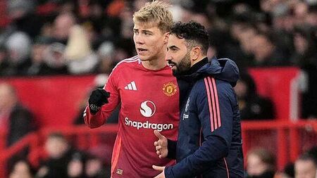 Ruben Amorim hints Rasmus Hojlund could leave Man Utd amid Benjamin Sesko links