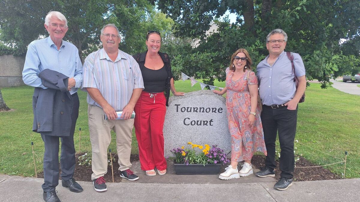 Waterford residents welcome Pride of Place judges after win
