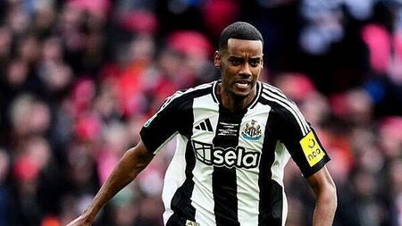 Saturday briefing: Isak interests Liverpool and Son set for Tottenham exit