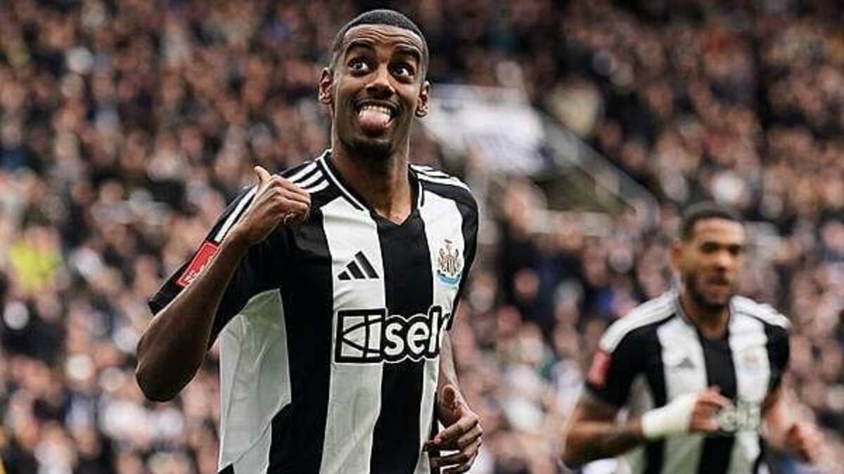 Liverpool would not cruise to title even with Alexander Isak – Jamie Carragher