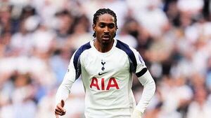 Tottenham confirm new deal for full-back Djed Spence