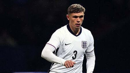 Phil Parkinson hails Wrexham’s ‘statement of intent’ with Callum Doyle signing