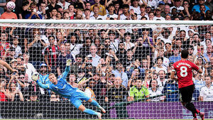 Man Utd’s Bruno Fernandes irked by lack of apology from referee Chris Kavanagh