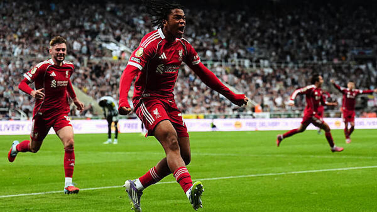 Virgil van Dijk hails Rio Ngumoha’s ‘dream debut’ for Liverpool at Newcastle
