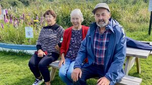 Waterford retirement group enjoys picturesque walk