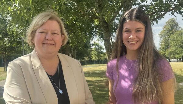 Michelle Jefford, Principal Abbey Community College congratulates Ella Foskin Michelle Jefford, Principal Abbey Community College congratulates Ella Foskin