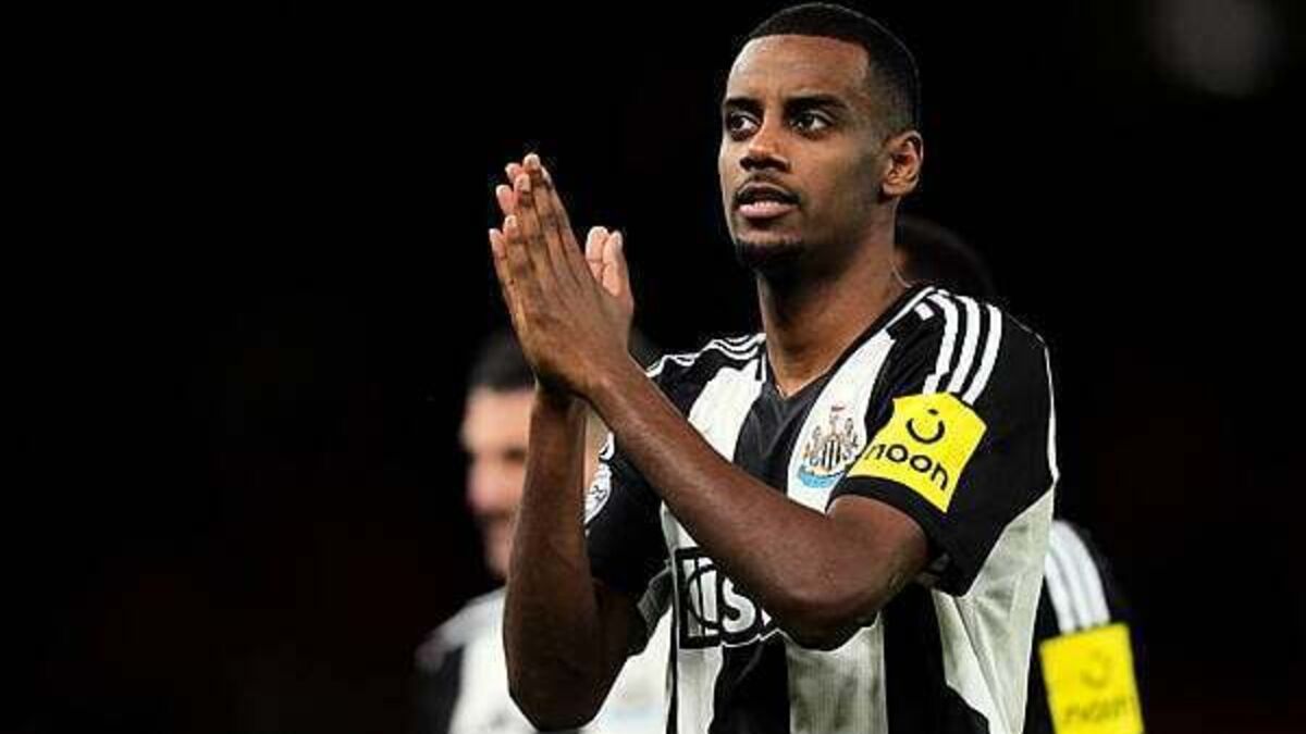 Wantaway Newcastle striker Alexander Isak included in latest Sweden squad