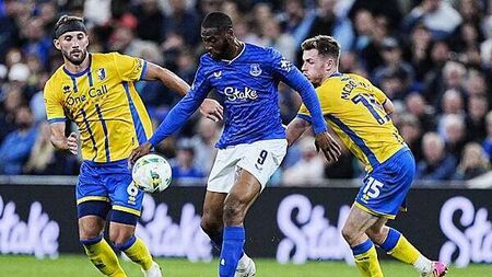 Beto wraps up routine cup win for Everton against League One Mansfield