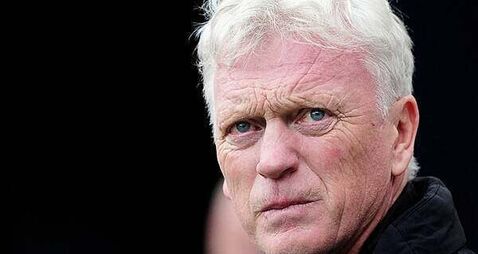 Everton boss David Moyes frustrated by a lack of options in defence