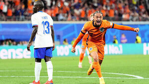 Tottenham sign Netherlands international midfielder Xavi Simons from RB Leipzig