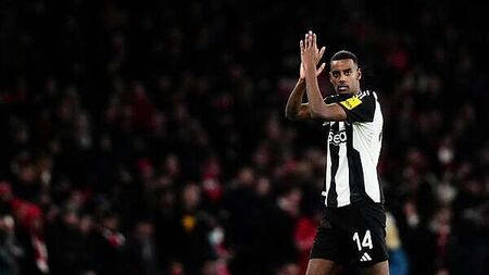 Alexander Isak poised to join Liverpool from Newcastle on Transfer Deadline Day