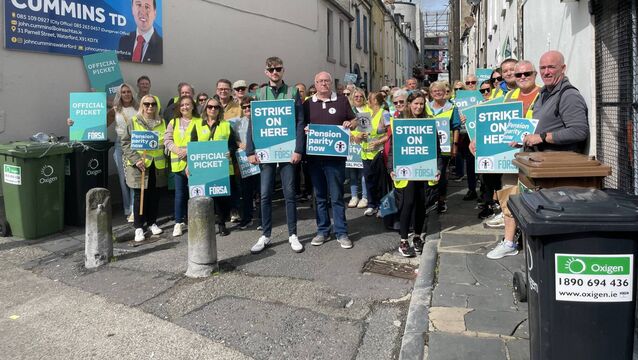 <p>School secretaries and caretakers pictured during their picket in Waterford City. </p>