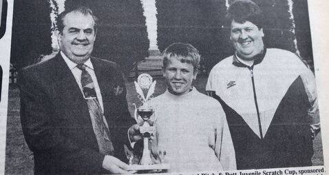 From the Archive: Mount Sion Graduation Ball, Waterford Crystal juvenile scratch and more in photos from Waterford's past