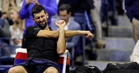 Novak Djokovic hopes semi-final battle is with Carlos Alcaraz and not own body