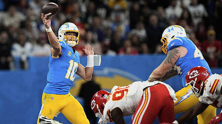 Justin Herbert outshines Patrick Mahomes as LA Chargers win NFL opener