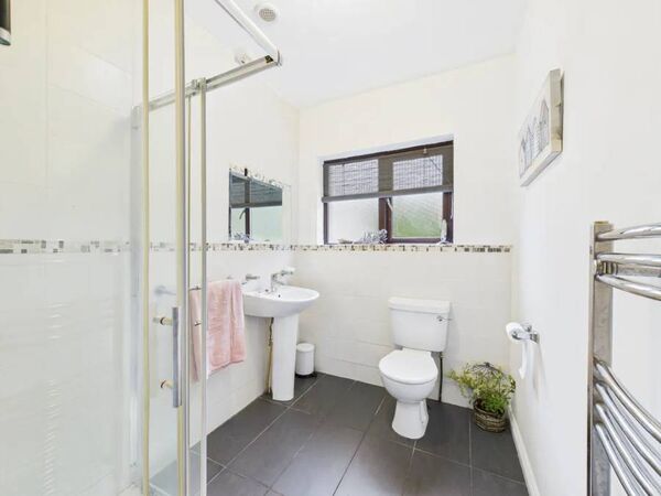 This extended detached family home offers a chance to live in one of the South East’s most scenic coastal settings. This extended detached family home offers a chance to live in one of the South East’s most scenic coastal settings.