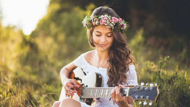 <p>Gardening blues is not a common theme</p>