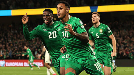 Adam Idah rescues last-gasp point for Ireland against 10-man Hungary