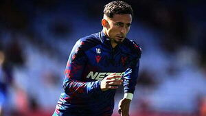 Crystal Palace remain unbeaten after goalless draw at home to Sunderland Crystal Palace remain unbeaten after goalless draw at home to Sunderland