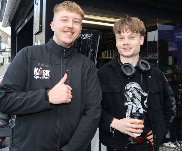 Wiktor Szpilka and Reece McDonald. Wiktor Szpilka and Reece McDonald.