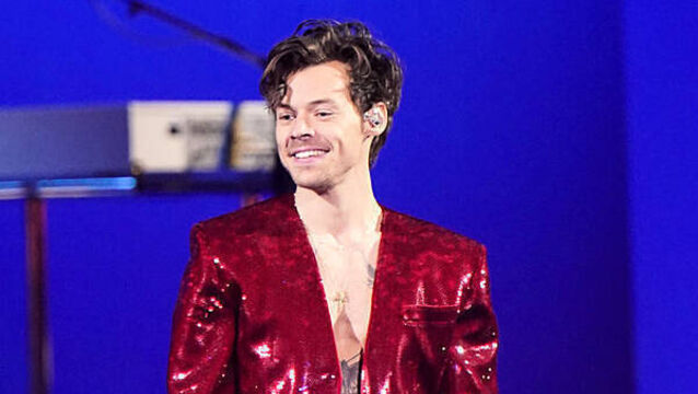 Harry Styles appears to run Berlin Marathon in under three hours