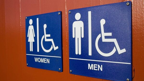 Motion passed to request public toilets at Waterford beaches
