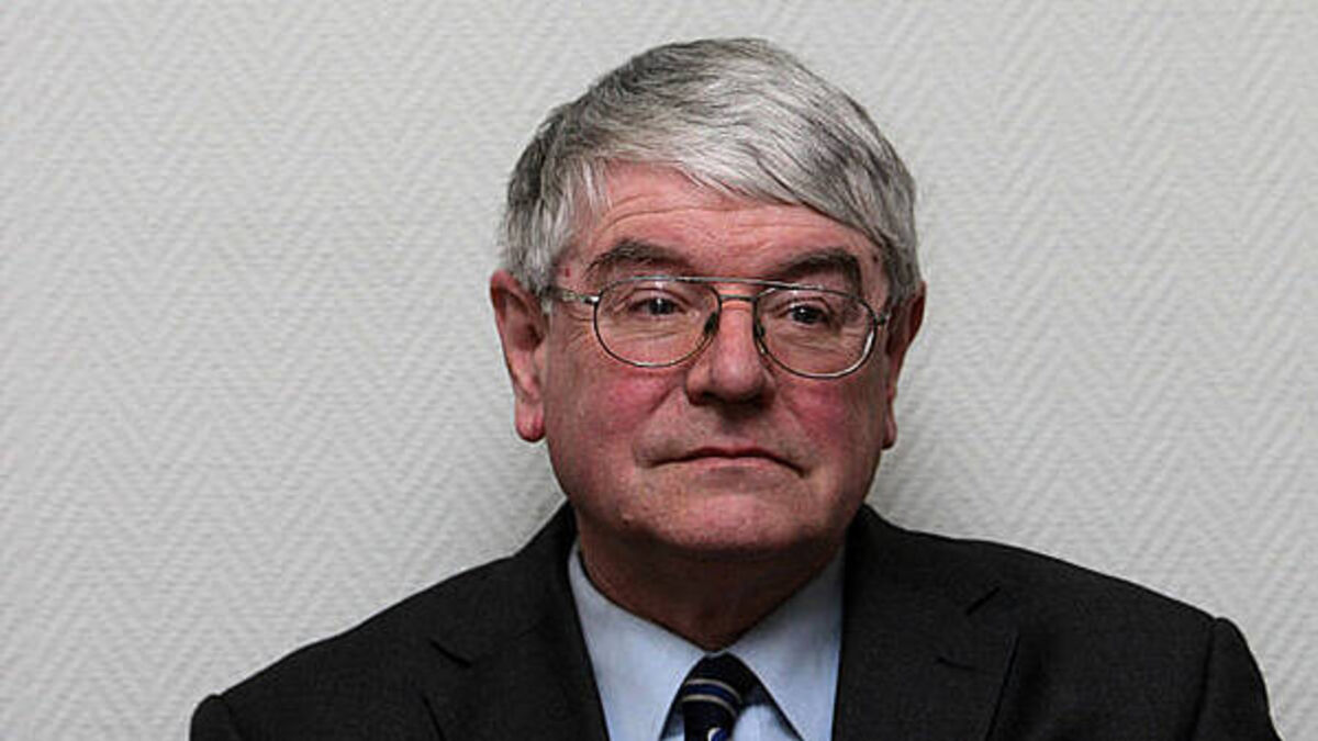 Fianna Fáil adviser and key figure in peace process, Martin Mansergh, dies aged 78