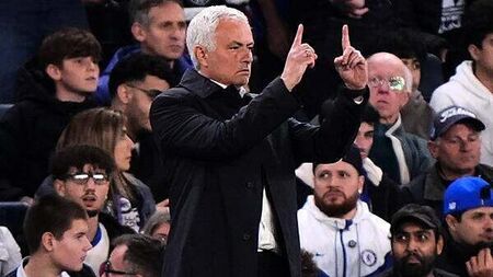 Jose Mourinho not ‘fed’ by memories after warm welcome on return to Chelsea