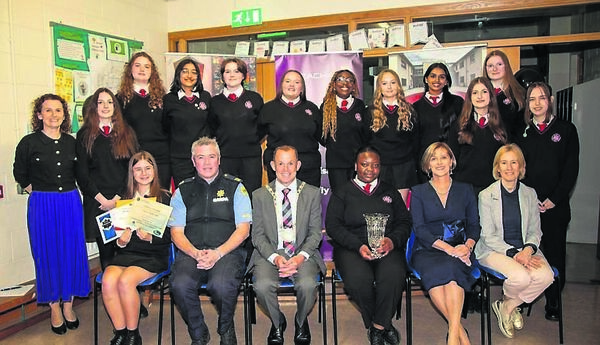Presentation 15 TY Digital Leaders receiving their Microsoft Dream Space Platinum Certificate and Webwise Post-Primary 2nd place award for their Safer Internet Day Campaign entitled ‘Create Content not Chaos’. Included are Cllr. Frankie Quinlan, Depuy Mayor, Sally Ronayne (Principal), Garda David Browne and staff members. Photo: John Power