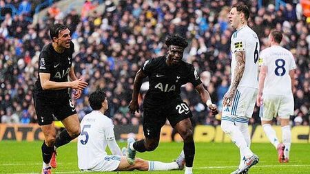 Tottenham end Leeds’ unbeaten home run with impressive win at Elland Road