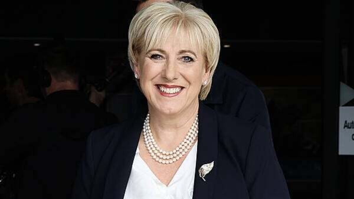 Humphreys questioned on record in Cabinet during RTÉ debate
