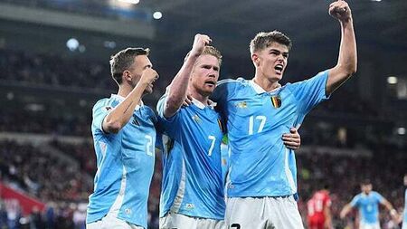 Kevin De Bruyne double sinks Wales as Belgium take control of World Cup group