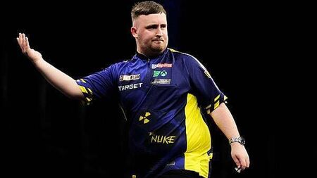 Luke Littler beaten by Beau Greaves in thriller at PDC World Youth Championship
