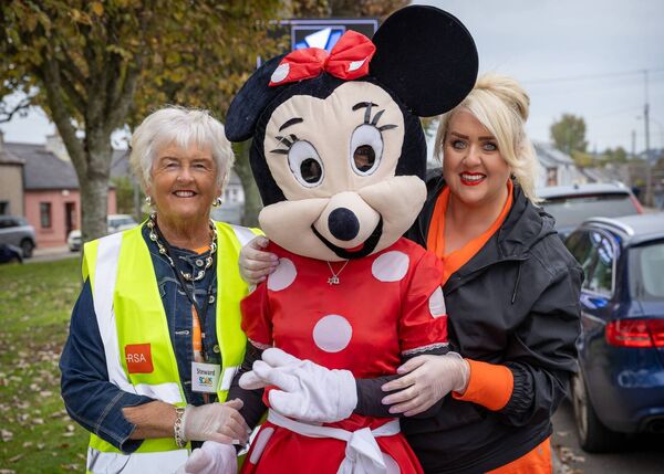 atherine Moore & Louise Fraher with Minnie Mouse at the Solas Run & Walk For Life 2025. Pic: Garrett FitzGerald atherine Moore & Louise Fraher with Minnie Mouse at the Solas Run & Walk For Life 2025. Pic: Garrett FitzGerald