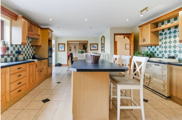 Cypress Point is an exquisite home finished to an extremely high standard. Cypress Point is an exquisite home finished to an extremely high standard.