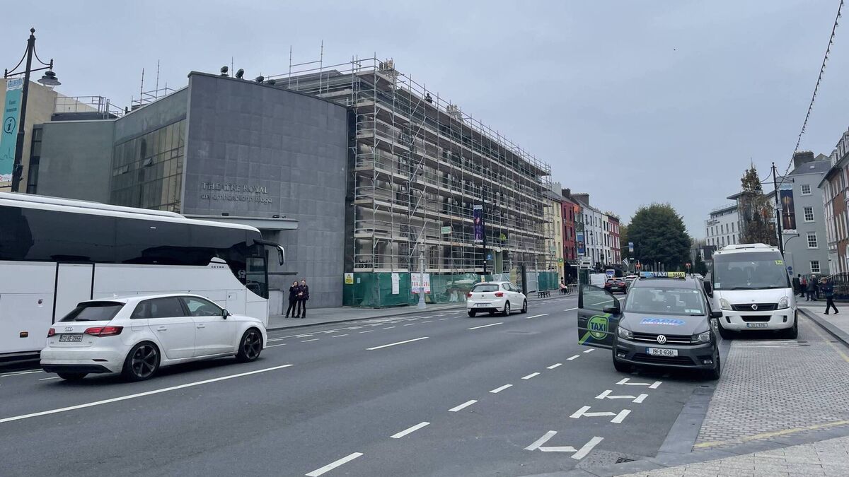 'Extortionate' - Metropolitan considers budget draft amid parking fee dispute