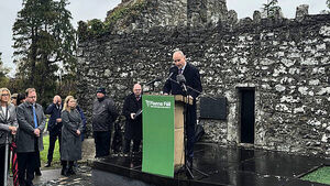 Some flying the tricolour 'dishonour our national flag', says Taoiseach Some flying the tricolour 'dishonour our national flag', says Taoiseach