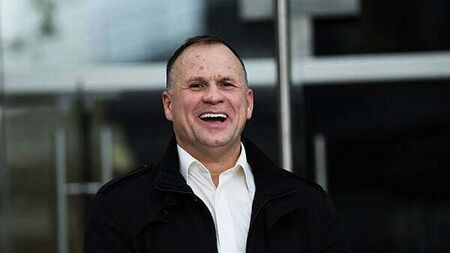 Taxi driver who assaulted clamper claims jury 'dined with State' with subsidised lunch