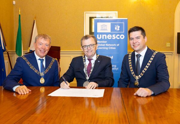 Cllr. Tony Fitzgerald, Deputy Lord Mayor of Cork; Cllr. Seamus Ryan, Mayor of Waterford City and County; and Cllr. Andrew McGuinness, Cathaoirleach of Southern Regional Assembly. Photo credit: Browne's Photography Cllr. Tony Fitzgerald, Deputy Lord Mayor of Cork; Cllr. Seamus Ryan, Mayor of Waterford City and County; and Cllr. Andrew McGuinness, Cathaoirleach of Southern Regional Assembly. Photo credit: Browne's Photography