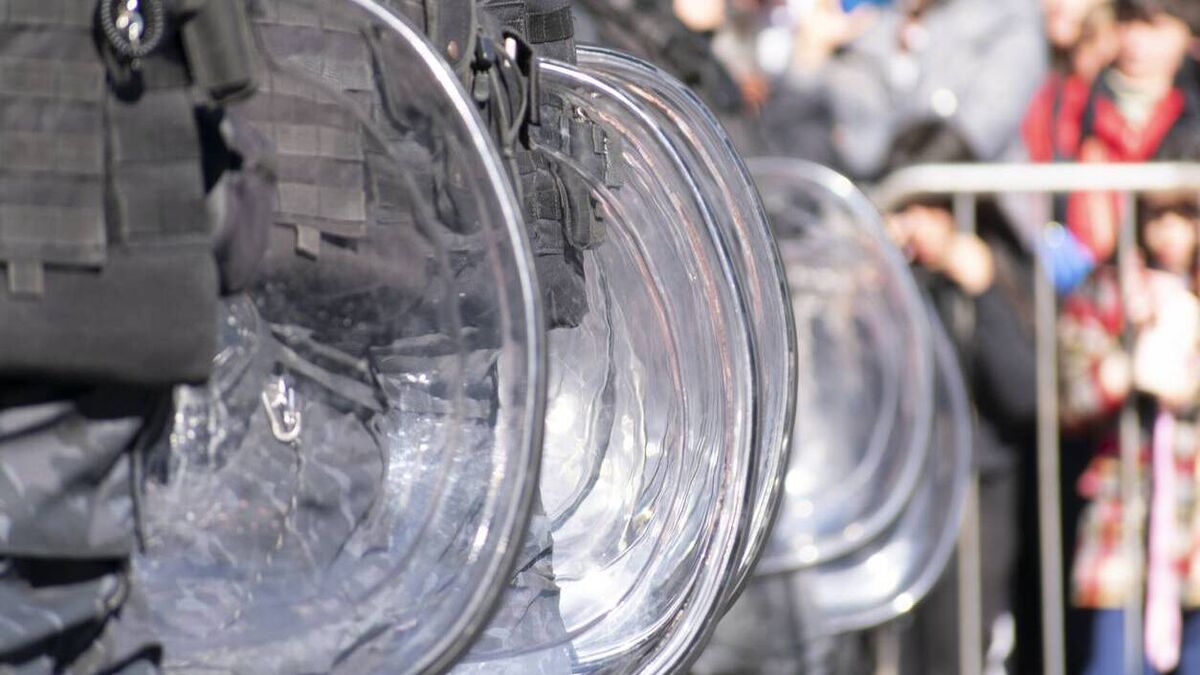 Gardaí take part in stadium-based violent disorder response training in Waterford 